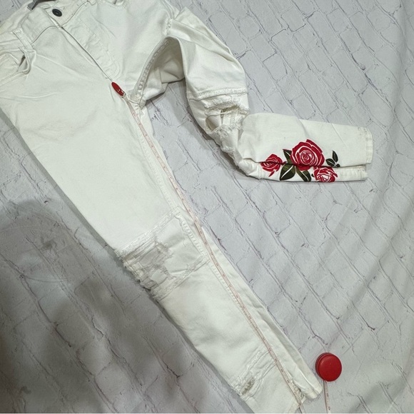 ZARA MAN Men's White Distressed skinny stretch Jeans floral appliqué size 32 GUC - Picture 3 of 15